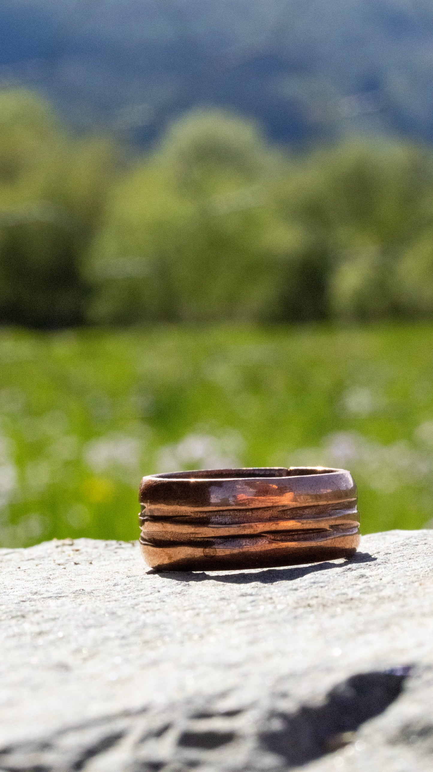 Copper ring whit indentations